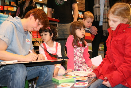 gal/2010/2010 Saitentwist Mayersche Duesseldorf 20.03/2010 Saitentwist Mayersche Duesseldorf 20.03. 041.jpg